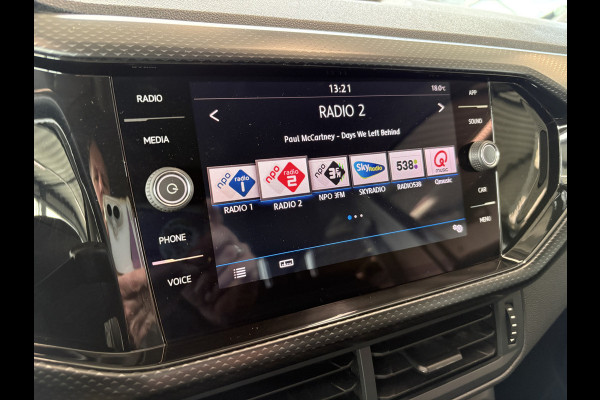 Volkswagen T-Cross 1.0 TSi Life CAMERA/CARPLAY/VIRTUAL/DODEHOEK/ADAPT.CRUISE
