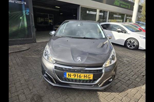 Peugeot 208 1.2 83PK Signature | 2E EIGENAAR | 12MND GARANTIE | NW DIST RIEM | NAVI |