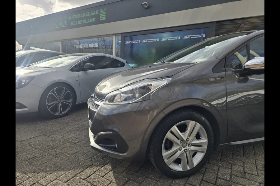 Peugeot 208 1.2 83PK Signature | 2E EIGENAAR | 12MND GARANTIE | NW DIST RIEM | NAVI |