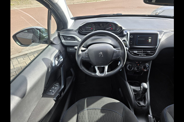 Peugeot 208 1.2 83PK Signature | 2E EIGENAAR | 12MND GARANTIE | NW DIST RIEM | NAVI |