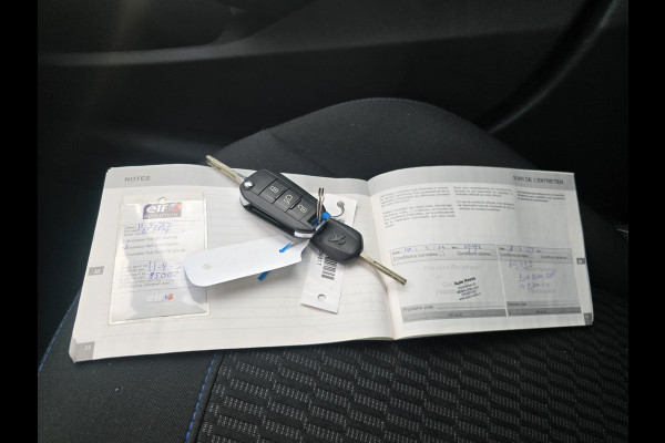 Peugeot 208 1.2 83PK Signature | 2E EIGENAAR | 12MND GARANTIE | NW DIST RIEM | NAVI |