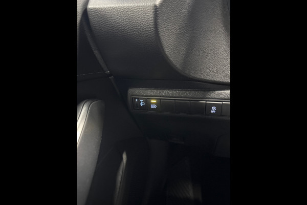 Toyota Corolla 1.8 Hybrid Business Clima | Navi | Cruise | Camera