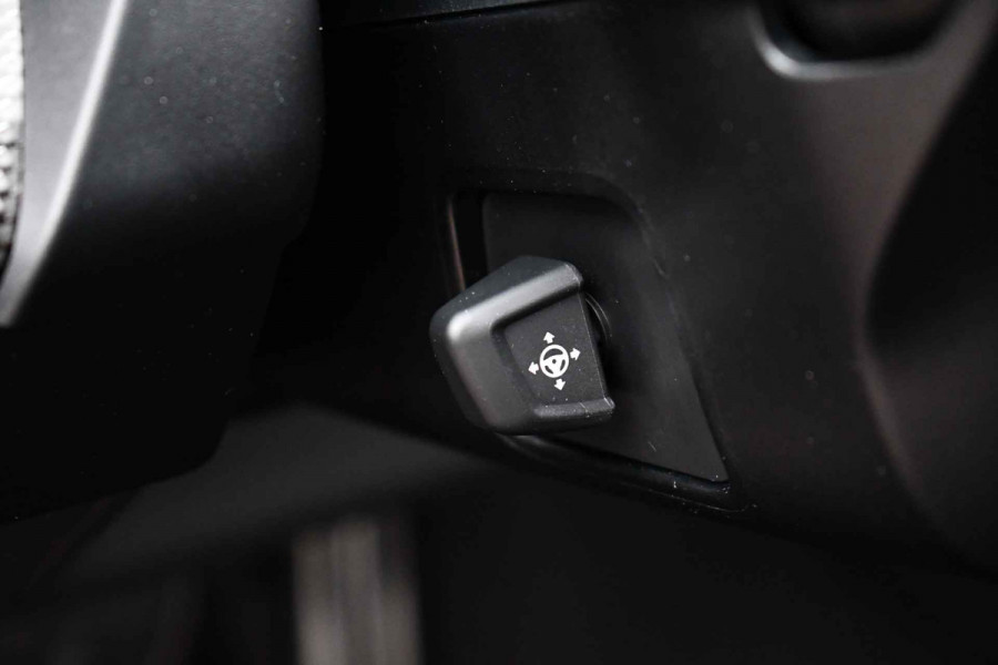 BMW 5 Serie Touring 550e xDrive M-Sport Pro Pano ACC B&W 360 HUD Stoelvent