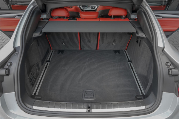 BMW X4 xDrive20i M-Sport Pano Laser Stuurverw Trekhaak Individual 20"