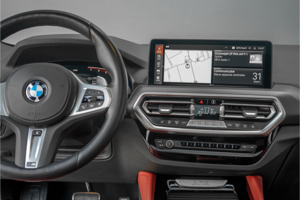 BMW X4 xDrive20i M-Sport Pano Laser Stuurverw Trekhaak Individual 20"