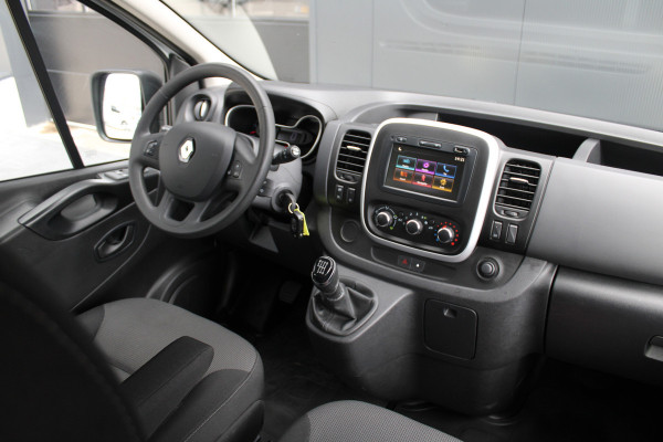 Renault Trafic Passenger 2.0 dCi 120 Grand Life 120pk 9 Zits - Prijs excl. BTW - Airco - Cruise - LED - Navi - Bluetooth - Rijklaar