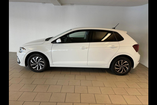 Volkswagen Polo 1.0 TSI Life NW MODEL CRUISE ADAPTIEF APPLE CARPLAY PARKEERSENSOREN LMV PRIVACY GLAS