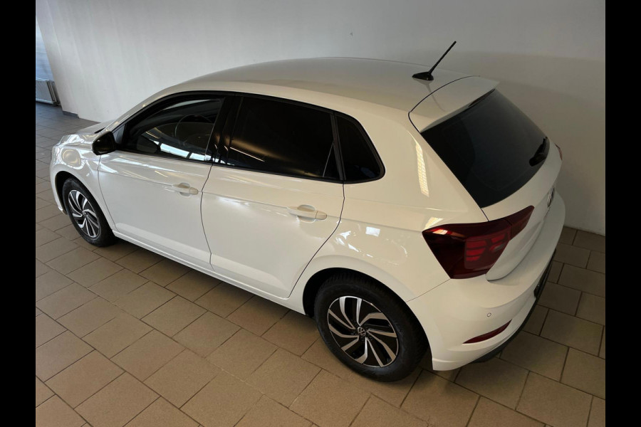 Volkswagen Polo 1.0 TSI Life NW MODEL CRUISE ADAPTIEF APPLE CARPLAY PARKEERSENSOREN LMV PRIVACY GLAS