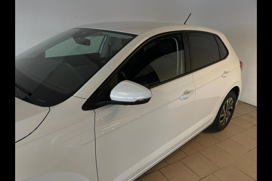 Volkswagen Polo 1.0 TSI Life NW MODEL CRUISE ADAPTIEF APPLE CARPLAY PARKEERSENSOREN LMV PRIVACY GLAS