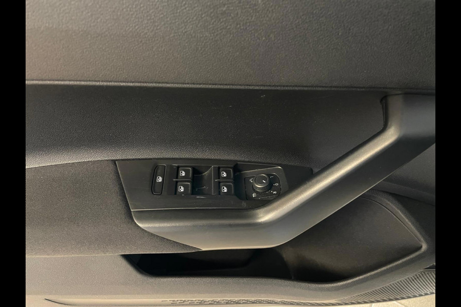 Volkswagen Polo 1.0 TSI Life NW MODEL CRUISE ADAPTIEF APPLE CARPLAY PARKEERSENSOREN LMV PRIVACY GLAS