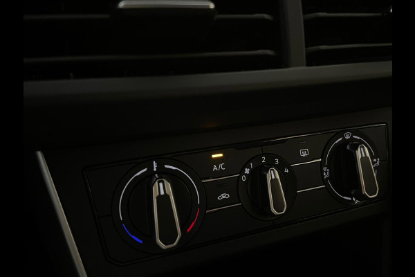 Volkswagen Polo 1.0 TSI Life NW MODEL CRUISE ADAPTIEF APPLE CARPLAY PARKEERSENSOREN LMV PRIVACY GLAS