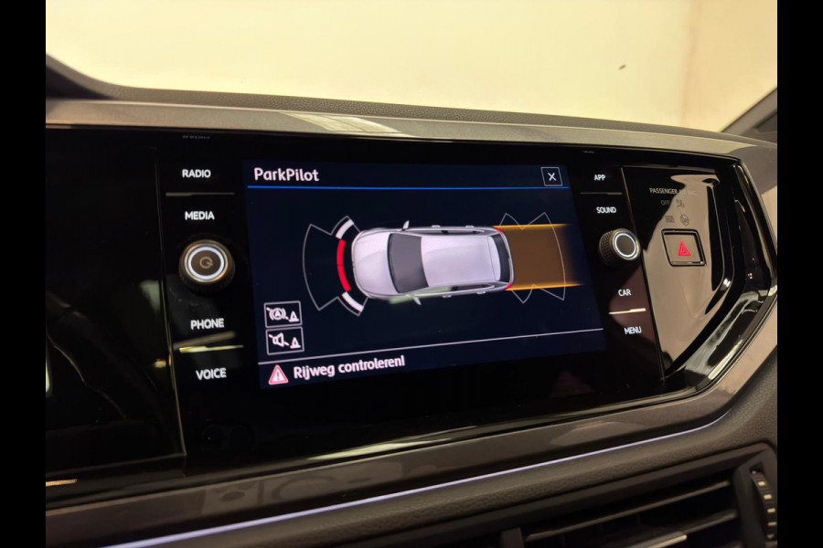 Volkswagen Polo 1.6 TDI / R-Line / Pano / CarPlay / Stoelverwarming