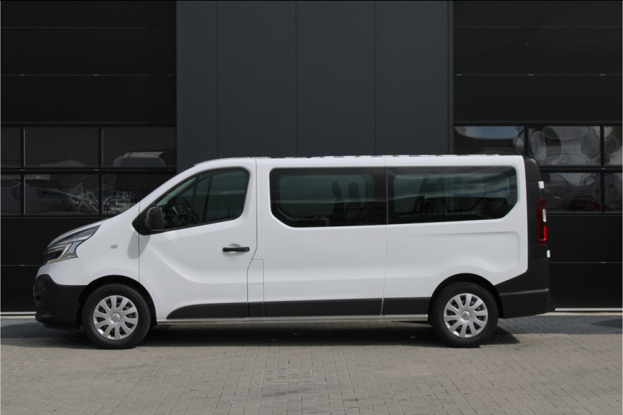 Renault Trafic Passenger 2.0 dCi 120 Grand Life 120pk 9 Zits - Prijs excl. BTW - Airco - Cruise - LED - Navi - Bluetooth - Rijklaar