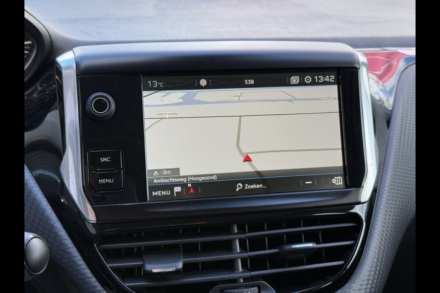 Peugeot 208 BWJ 2018 | 1.2T 111PK Tech Ed. AUTOMAAT | PANO DAK | CLIMA | NAVI | CAMERA A | CARPLAY | PRIVACY GLASS | PDC