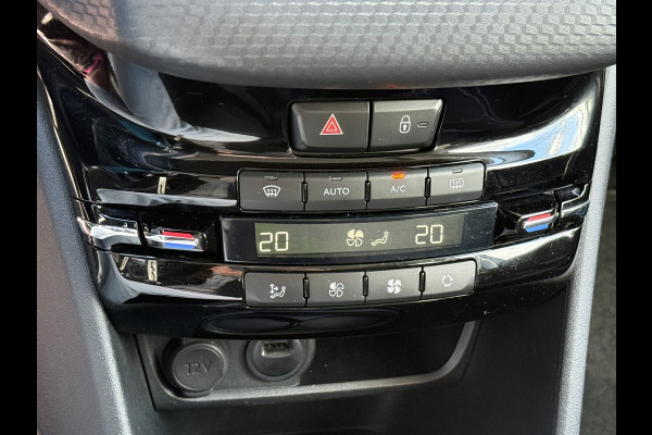 Peugeot 208 BWJ 2018 | 1.2T 111PK Tech Ed. AUTOMAAT | PANO DAK | CLIMA | NAVI | CAMERA A | CARPLAY | PRIVACY GLASS | PDC
