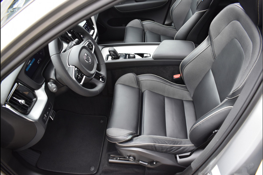 Volvo XC60 2.0 T6 Plug-in hybrid AWD R-Design 350 Pk SOH 93% Pano Trekhaak H/K Memory 360 Camera HUD 20 Inch