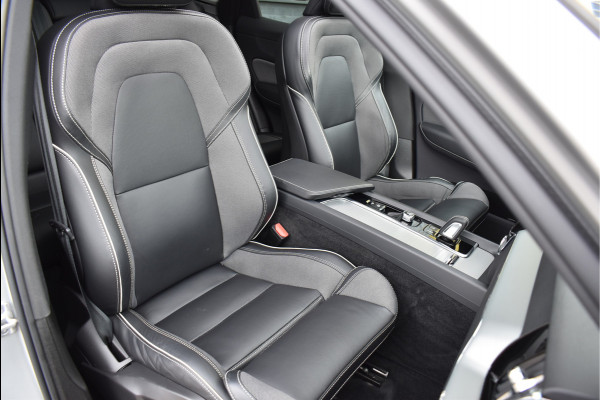 Volvo XC60 2.0 T6 Plug-in hybrid AWD R-Design 350 Pk SOH 93% Pano Trekhaak H/K Memory 360 Camera HUD 20 Inch