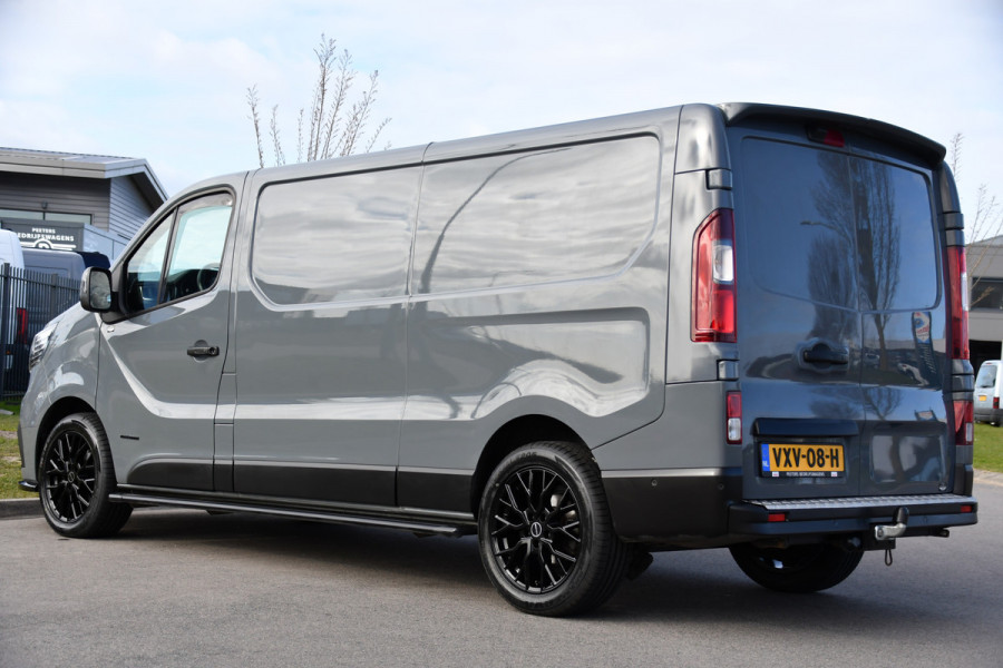 Renault Trafic 2.0 Blue dCi 170 T30 L2H1 Black Edition FULL OPTIONS! Adaptieve Cruise, Camera, Carplay, 170pk, Stoelverwarming, Trekhaak, LED, Automaat, Uniek!