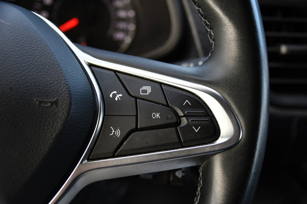 Renault Trafic 2.0 Blue dCi 170 T30 L2H1 Black Edition FULL OPTIONS! Adaptieve Cruise, Camera, Carplay, 170pk, Stoelverwarming, Trekhaak, LED, Automaat, Uniek!