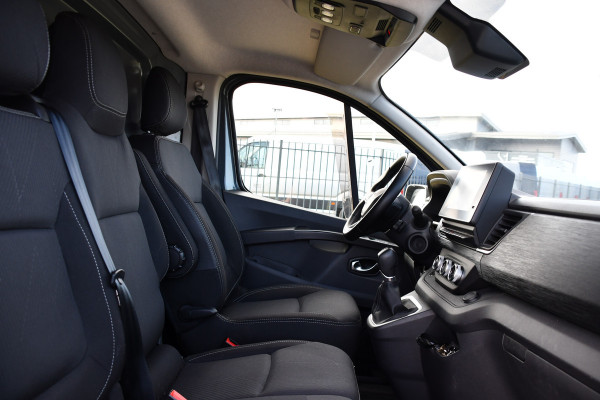 Renault Trafic 2.0 Blue dCi 170 T30 L2H1 Black Edition FULL OPTIONS! Adaptieve Cruise, Camera, Carplay, 170pk, Stoelverwarming, Trekhaak, LED, Automaat, Uniek!