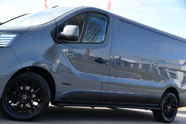 Renault Trafic 2.0 Blue dCi 170 T30 L2H1 Black Edition FULL OPTIONS! Adaptieve Cruise, Camera, Carplay, 170pk, Stoelverwarming, Trekhaak, LED, Automaat, Uniek!