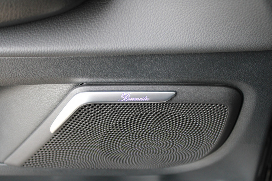 Mercedes-Benz V-Klasse 300d / DC / AMG / 4-Matic / Panorama / Elec Stoelen / 360 Cam / Burmester / Vol Opties / NIEUWSTAAT