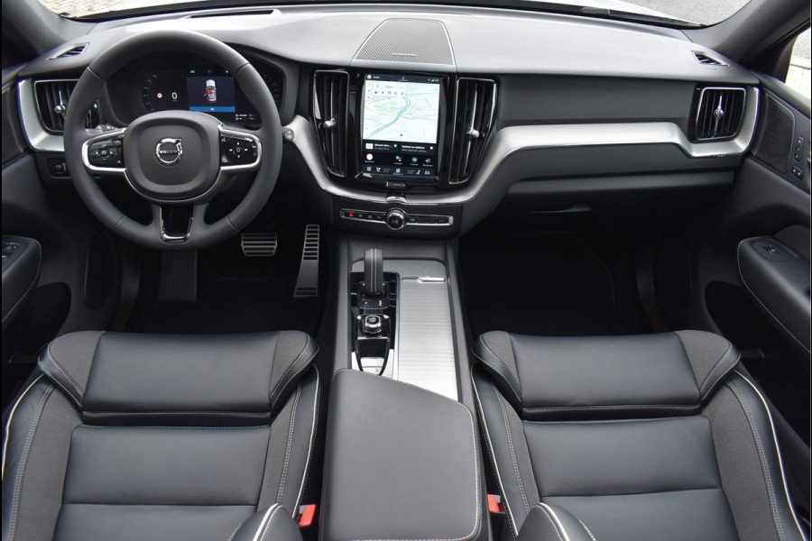 Volvo XC60 2.0 T6 Plug-in hybrid AWD R-Design 350 Pk SOH 93% Pano Trekhaak H/K Memory 360 Camera HUD 20 Inch