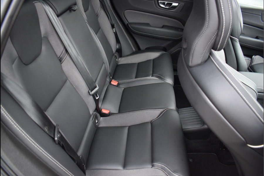 Volvo XC60 2.0 T6 Plug-in hybrid AWD R-Design 350 Pk SOH 93% Pano Trekhaak H/K Memory 360 Camera HUD 20 Inch