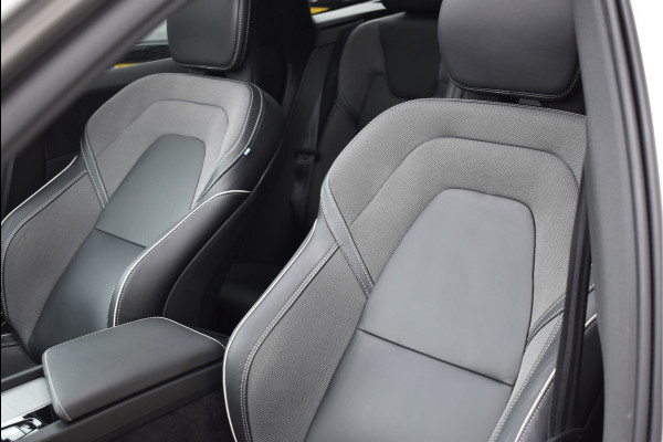 Volvo XC60 2.0 T6 Plug-in hybrid AWD R-Design 350 Pk SOH 93% Pano Trekhaak H/K Memory 360 Camera HUD 20 Inch