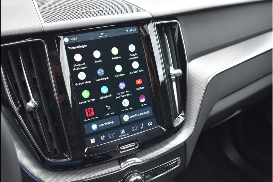 Volvo XC60 2.0 T6 Plug-in hybrid AWD R-Design 350 Pk SOH 93% Pano Trekhaak H/K Memory 360 Camera HUD 20 Inch