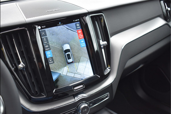 Volvo XC60 2.0 T6 Plug-in hybrid AWD R-Design 350 Pk SOH 93% Pano Trekhaak H/K Memory 360 Camera HUD 20 Inch