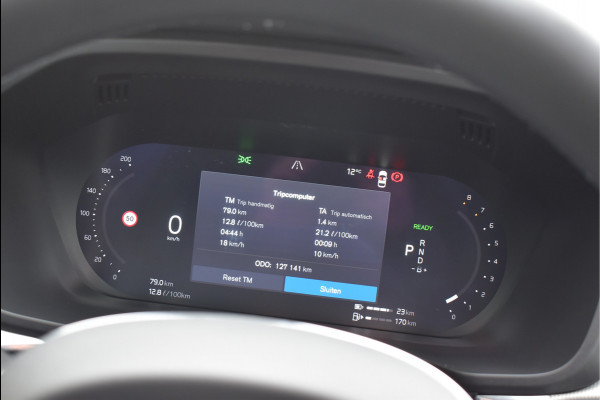 Volvo XC60 2.0 T6 Plug-in hybrid AWD R-Design 350 Pk SOH 93% Pano Trekhaak H/K Memory 360 Camera HUD 20 Inch