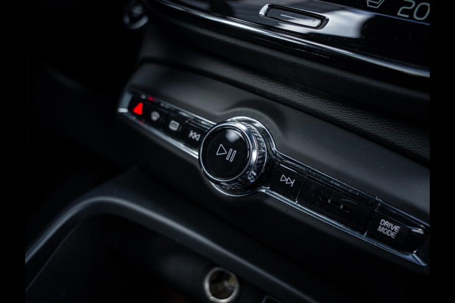 Volvo XC40 1.5 T5 Recharge R-Design - Pano l Stuur verw. l 19'' l Memory