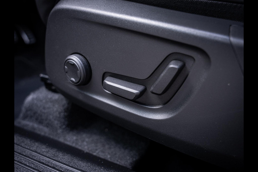 Volvo XC40 1.5 T5 Recharge R-Design - Pano l Stuur verw. l 19'' l Memory