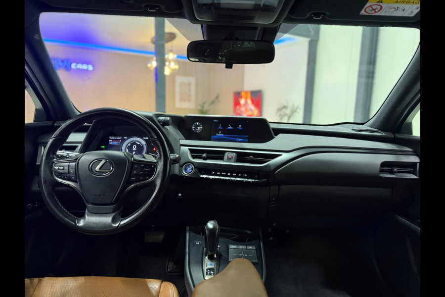 Lexus UX 300e Business 54 kWh Led Leder Memory Carplay Clima Camera 10 Jaar Garantie
