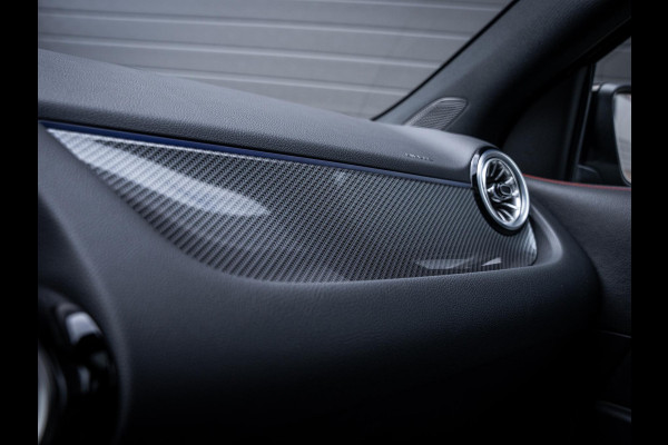 Mercedes-Benz GLA 250 e AMG Line - Facelift l Pano l 360cam l Sfeer l Keyless