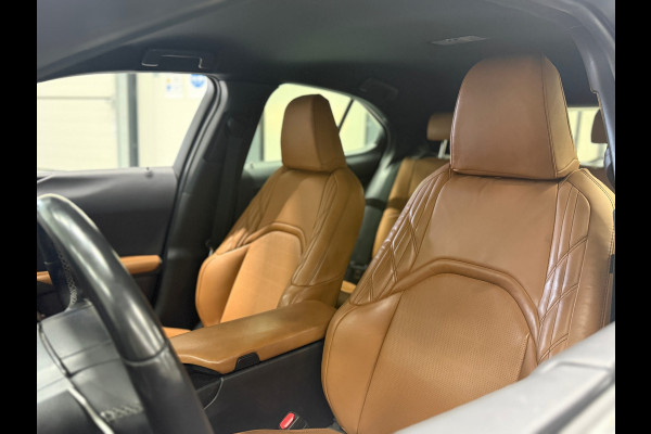 Lexus UX 300e Business 54 kWh Led Leder Memory Carplay Clima Camera 10 Jaar Garantie