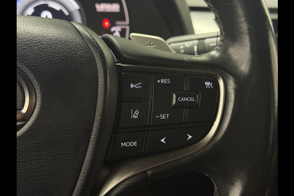 Lexus UX 300e Business 54 kWh Led Leder Memory Carplay Clima Camera 10 Jaar Garantie