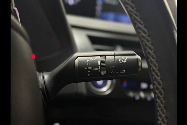 Lexus UX 300e Business 54 kWh Led Leder Memory Carplay Clima Camera 10 Jaar Garantie