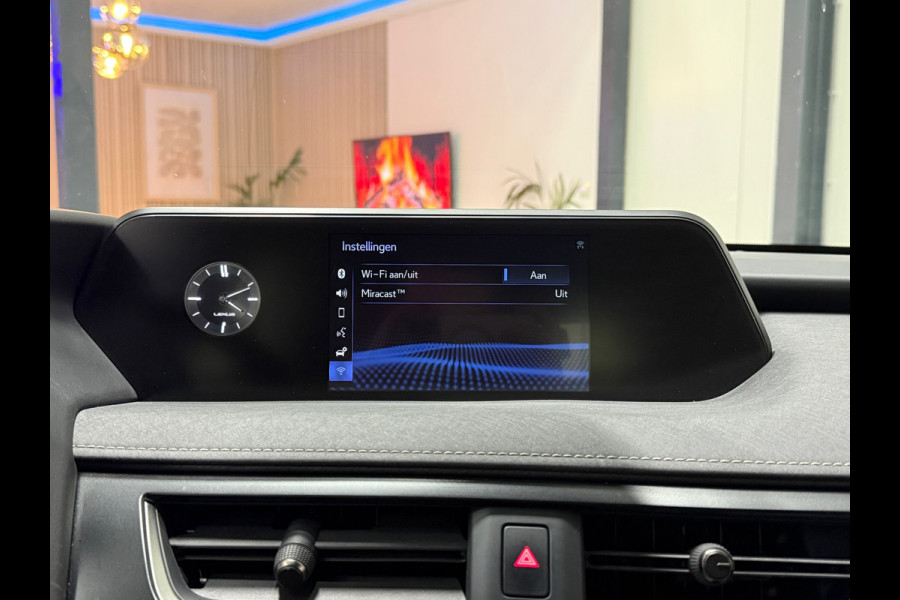 Lexus UX 300e Business 54 kWh Led Leder Memory Carplay Clima Camera 10 Jaar Garantie