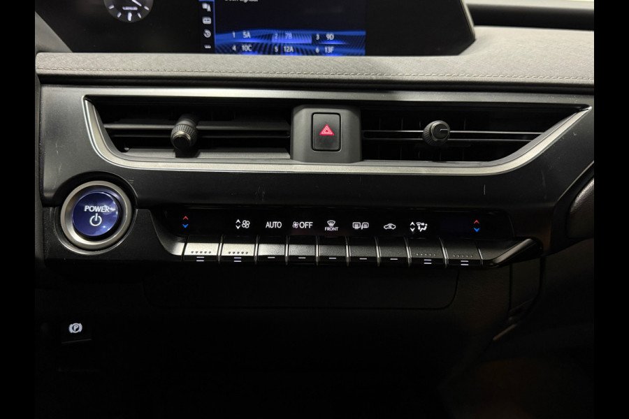 Lexus UX 300e Business 54 kWh Led Leder Memory Carplay Clima Camera 10 Jaar Garantie