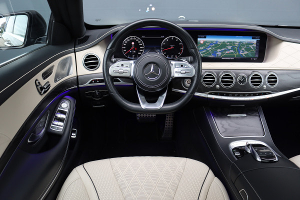 Mercedes-Benz S-Klasse 560 4MATIC Lang AMG Line Premium+ | V8 | Distronic+ | Panoramadak | Memory | Burmester | Stoelventilatie | Soft-Close | HUD | Surround Camera | Keyless Go | Zonweringspakket |