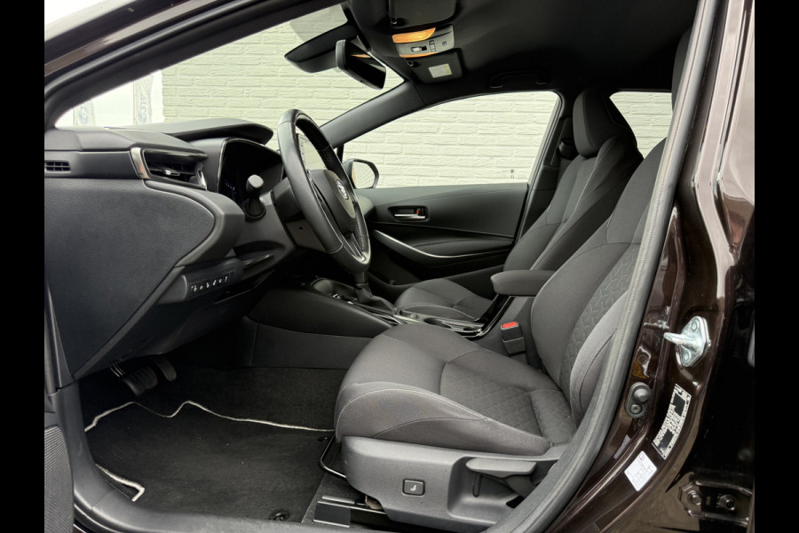 Toyota Corolla Touring Sports 1.8 Hybrid Team D | CarPlay | ACC | Keyless | Camera | DAB+