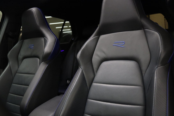 Volkswagen Golf 2.0 TSI R 4Motion PERFORMANCE AKRA/PANO/HUD/IQ/H-K/BOMVOL