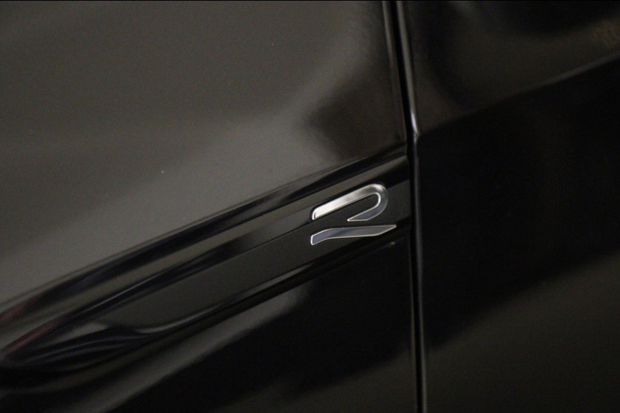 Volkswagen Golf 2.0 TSI R 4Motion PERFORMANCE AKRA/PANO/HUD/IQ/H-K/BOMVOL