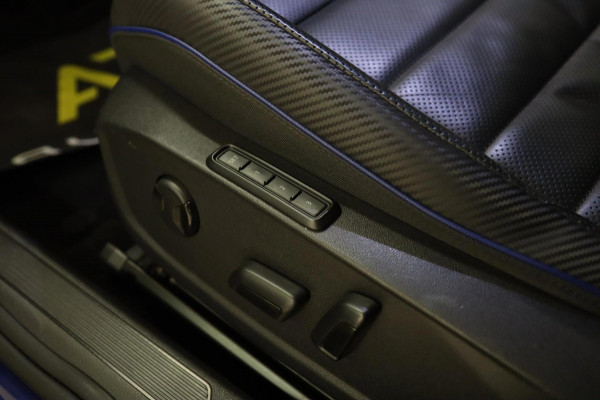 Volkswagen Golf 2.0 TSI R 4Motion PERFORMANCE AKRA/PANO/HUD/IQ/H-K/BOMVOL