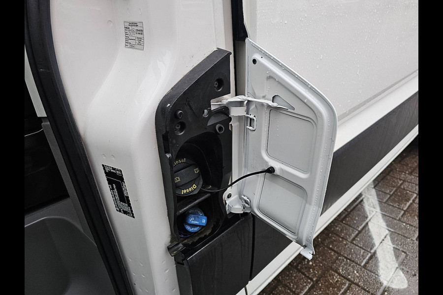 Volkswagen Crafter 35 2.0 TDI L3H3 2x Zijdeur Aut Camera Cruise