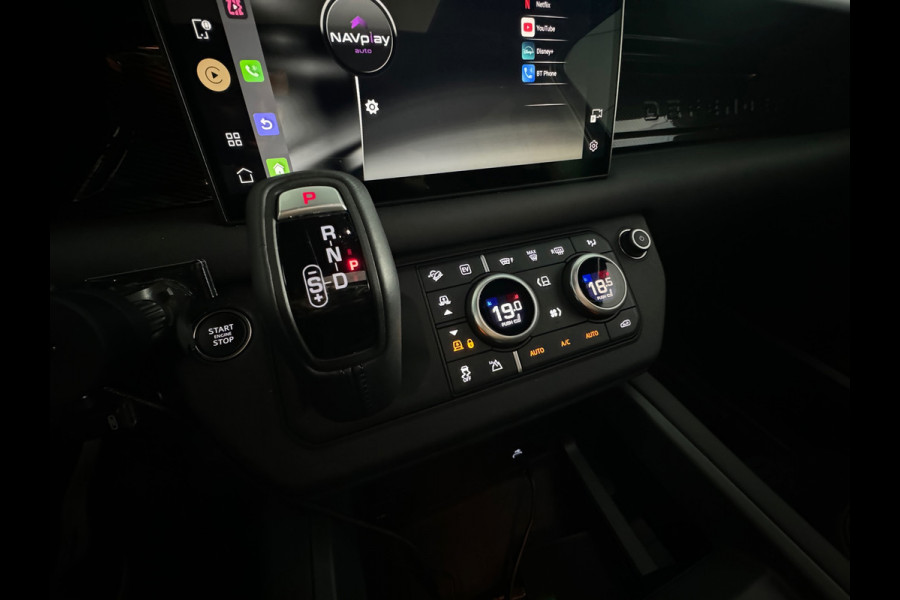 Land Rover Defender 110 2.0 P300e 110 X-Dynamic SE Pano|URBAN