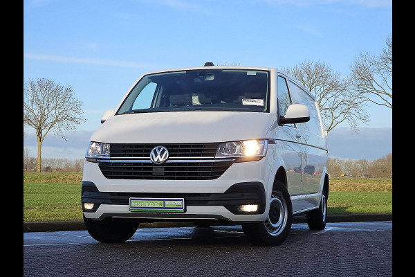 Volkswagen Transporter 2.0 TDI L2H1 150Pk Airco Automaat Achterdeuren Euro6!