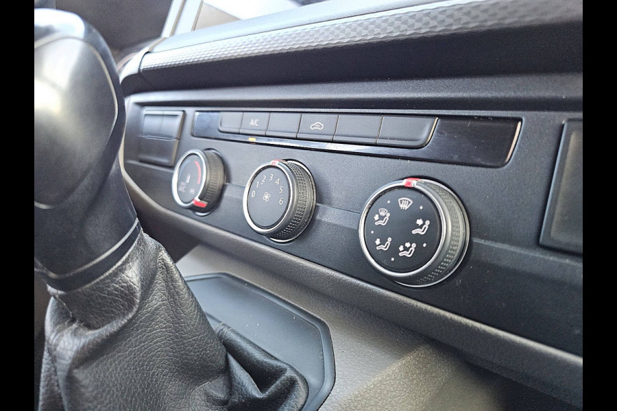 Volkswagen Transporter 2.0 TDI L2H1 150Pk Airco Automaat Achterdeuren Euro6!
